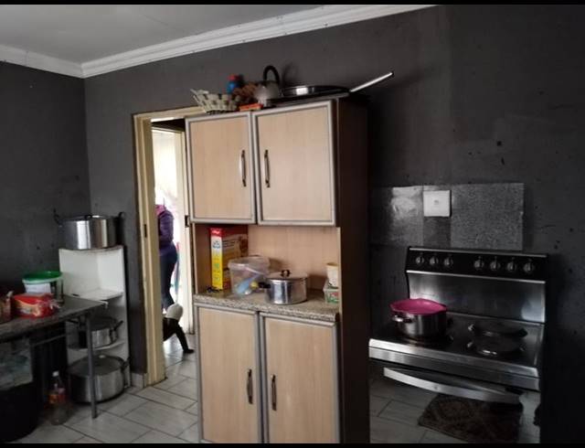 2 BEDROOM HOUSE FOR SALE IN RONDEBULT